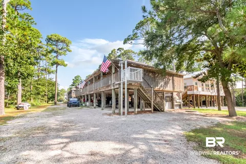 1412 Oleander Ln #4, Dauphin Island, AL 36528