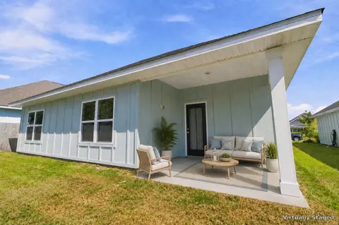 390 Haise Ln, Gulf Shores, AL 36542