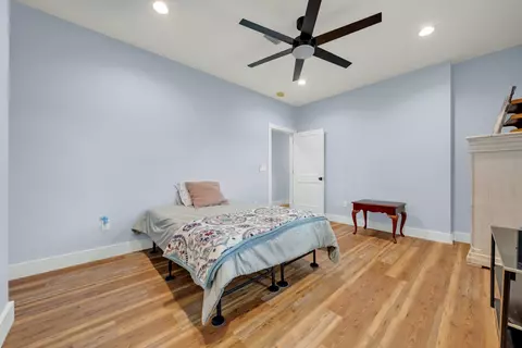Bedroom - 26943 Frank Rd, Elberta, AL 36530 photo 5 of 6