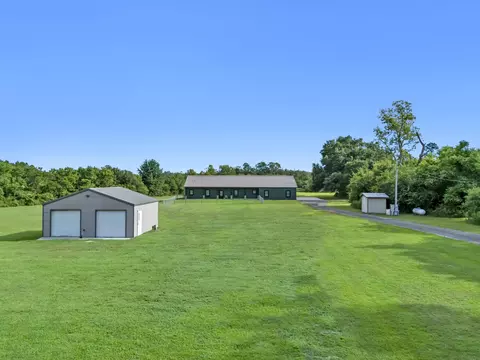 Exterior - 26943 Frank Rd, Elberta, AL 36530 photo 8 of 21
