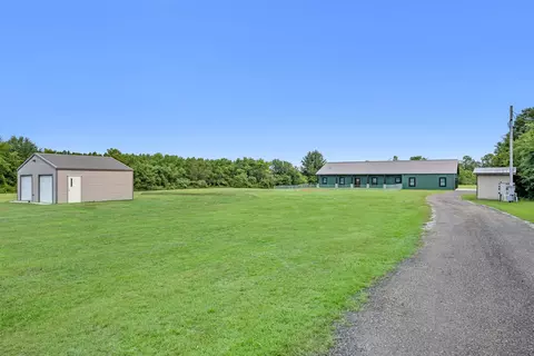Exterior - 26943 Frank Rd, Elberta, AL 36530 photo 12 of 21