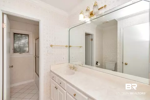 Bath - 230 Cache Cir, Chickasaw, AL 36611 photo 1 of 3