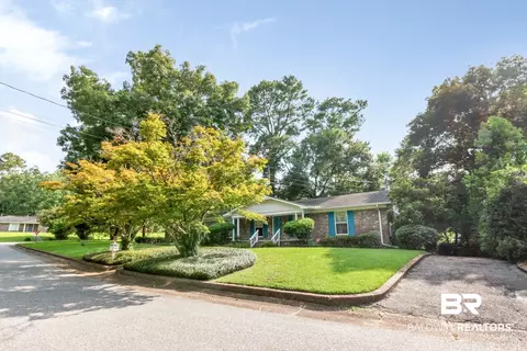 Exterior - 230 Cache Cir, Chickasaw, AL 36611 photo 19 of 19