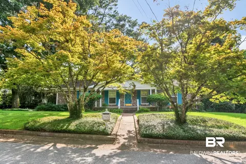 Exterior - 230 Cache Cir, Chickasaw, AL 36611 photo 17 of 19
