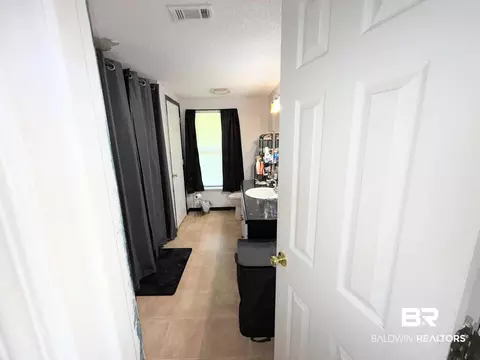 Bath - 3805 Barlow Rd, Millry, AL 36558 photo 2 of 5
