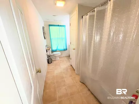Bath - 3805 Barlow Rd, Millry, AL 36558 photo 1 of 5