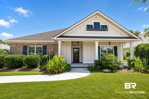 611 Nathaniel Ave, Fairhope, AL 36532