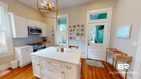 Entry Way - 16 N Reed Ave, Mobile, AL 36604 photo 3 of 5