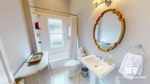 Bath - 16 N Reed Ave, Mobile, AL 36604 photo 1 of 2