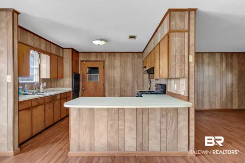 Kitchen - 15850 Boros Rd, Elberta, AL 36530 photo 1 of 6