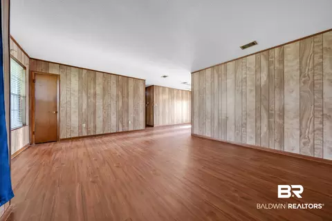 Living - 15850 Boros Rd, Elberta, AL 36530 photo 1 of 5