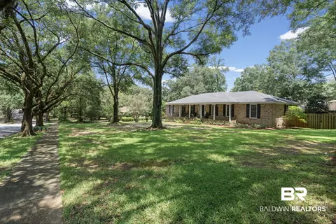 Exterior - 663 Ridgefield Rd, Mobile, AL 36608 photo 1 of 1