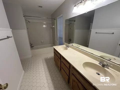 Bath - 105 Dewitt Loop, Daphne, AL 36526 photo 2 of 3