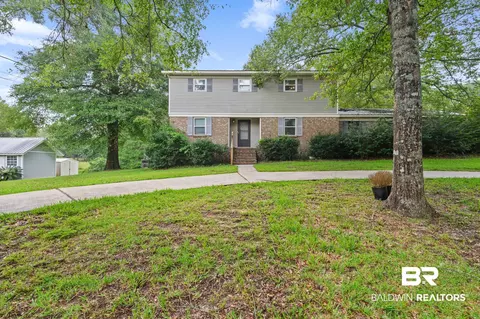 5153 Wear Rd, Grand Bay, AL 36541