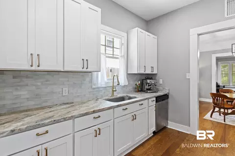 Kitchen - 356 Michigan Ave, Mobile, AL 36604 photo 1 of 3