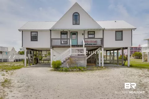 1355 W Lagoon Ave, Gulf Shores, AL 36542