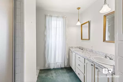 Bath - 3813 Conway Dr, Mobile, AL 36608 photo 1 of 3