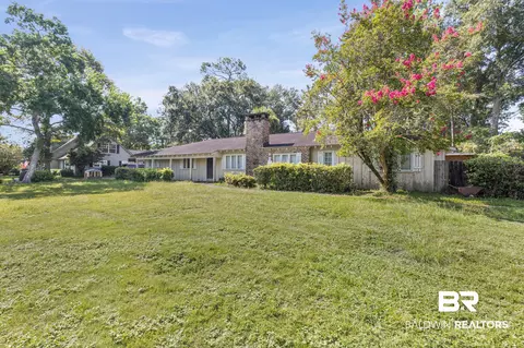 Exterior - 3813 Conway Dr, Mobile, AL 36608 photo 2 of 4