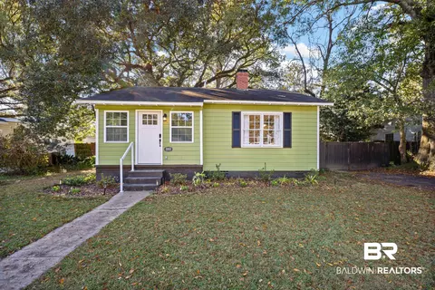 3053 Calais St, Mobile, AL 36606