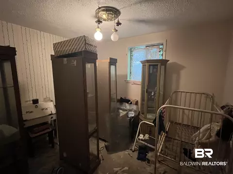 Bedroom - 105 Iris Cir, Daphne, AL 36526 photo 2 of 3