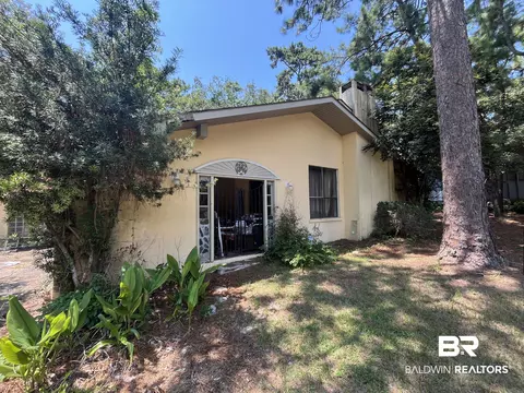 Exterior - 105 Iris Cir, Daphne, AL 36526 photo 2 of 4