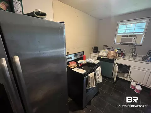 Kitchen - 105 Iris Cir, Daphne, AL 36526 photo 1 of 3