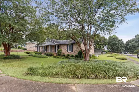 Exterior - 6512 Willow Brook Run, Mobile, AL 36608 photo 4 of 8