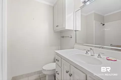 Bath - 6512 Willow Brook Run, Mobile, AL 36608 photo 1 of 2