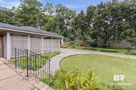 Exterior - 6512 Willow Brook Run, Mobile, AL 36608 photo 6 of 8