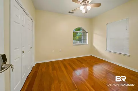 Bedroom - 8905 Bay Point Dr, Elberta, AL 36530 photo 1 of 2