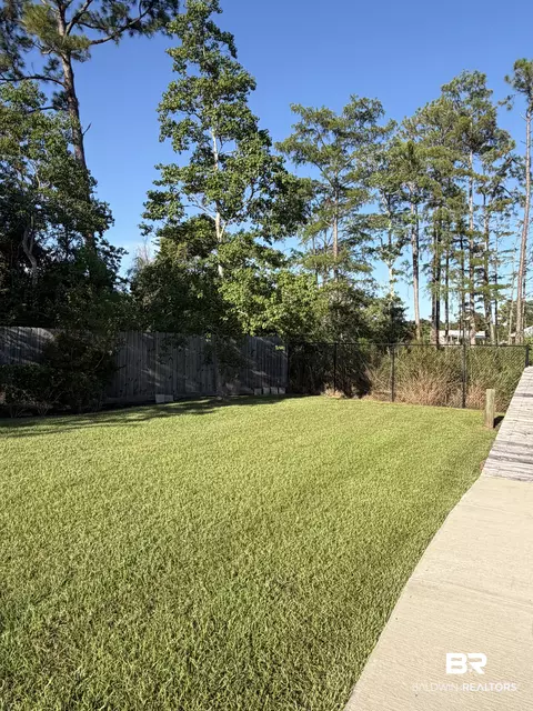 Exterior - 8905 Bay Point Dr, Elberta, AL 36530 photo 8 of 8