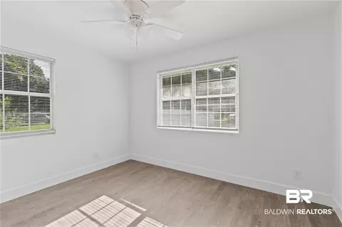 Bedroom - 1605 Woodley Rd, Mobile, AL 36618 photo 1 of 4