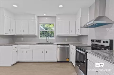 Other - 1605 Woodley Rd, Mobile, AL 36618 photo 3 of 5