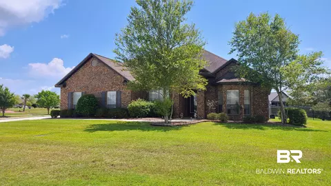 661 Royal Troon Cir, Gulf Shores, AL 36542