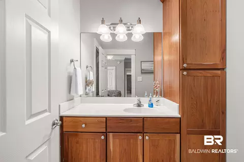 Bath - 8900 Bay Pt, Elberta, AL 36530 photo 3 of 3