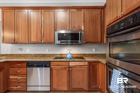Kitchen - 8900 Bay Pt, Elberta, AL 36530 photo 1 of 1