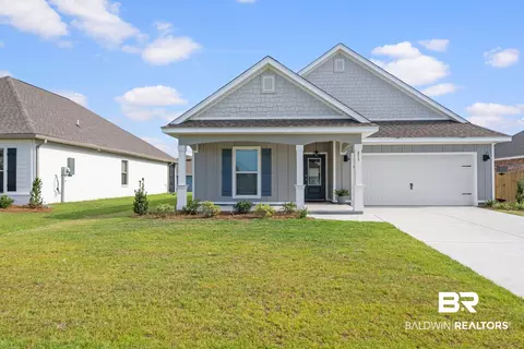 453 Parkerman Ave, Gulf Shores, AL 36542