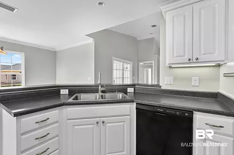Kitchen - 16722 Sugar Loop, Foley, AL 36535 photo 5 of 8
