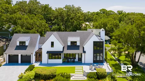 114 N Bayview, Fairhope, AL 36532