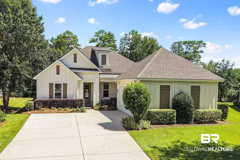 542 Retreat Ln, Gulf Shores, AL 36542
