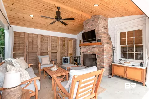 Exterior - 4358 Stein Ave, Mobile, AL 36608 photo 4 of 10