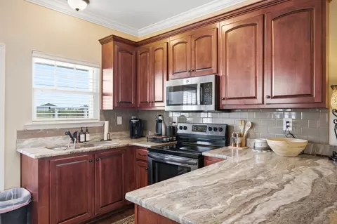 Kitchen - 8794 Baptist Cp, Elberta, AL 36530 photo 5 of 9