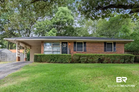 1453 Mamie Dr, Mobile, AL 36618