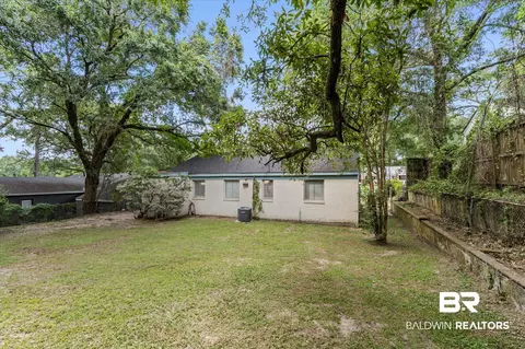 Exterior - 458 Yevonne Curv, Mobile, AL 36609 photo 4 of 6
