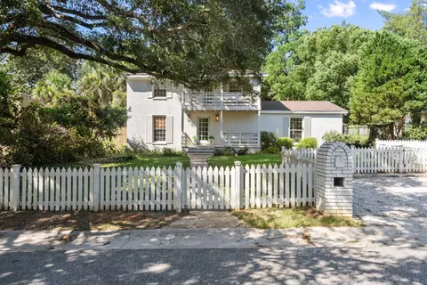 405 Fairwood Blvd, Fairhope, AL 36532