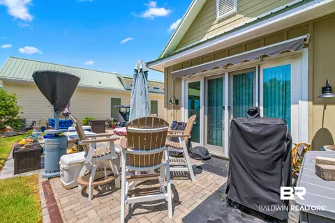 Exterior - 11895 Gateway Dr, Elberta, AL 36530 photo 3 of 6
