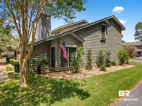 389 Clubhouse Dr #NN1, Gulf Shores, AL 36542