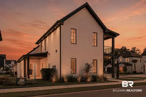 926 Inlet Cir, Gulf Shores, AL 36542