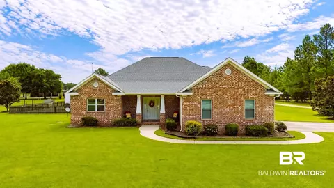 25844 Chene Trce, Robertsdale, AL 36567