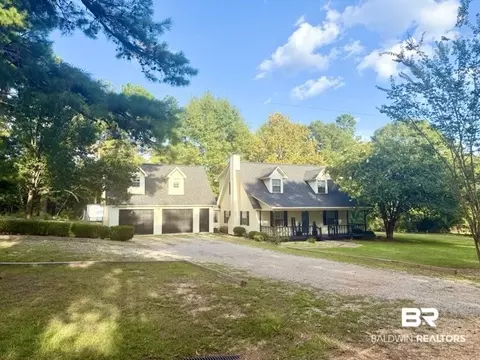 120 Overlook Ln, Brewton, AL 36426
